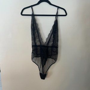 VICTORIA'S SECRET. Lace Teddy.